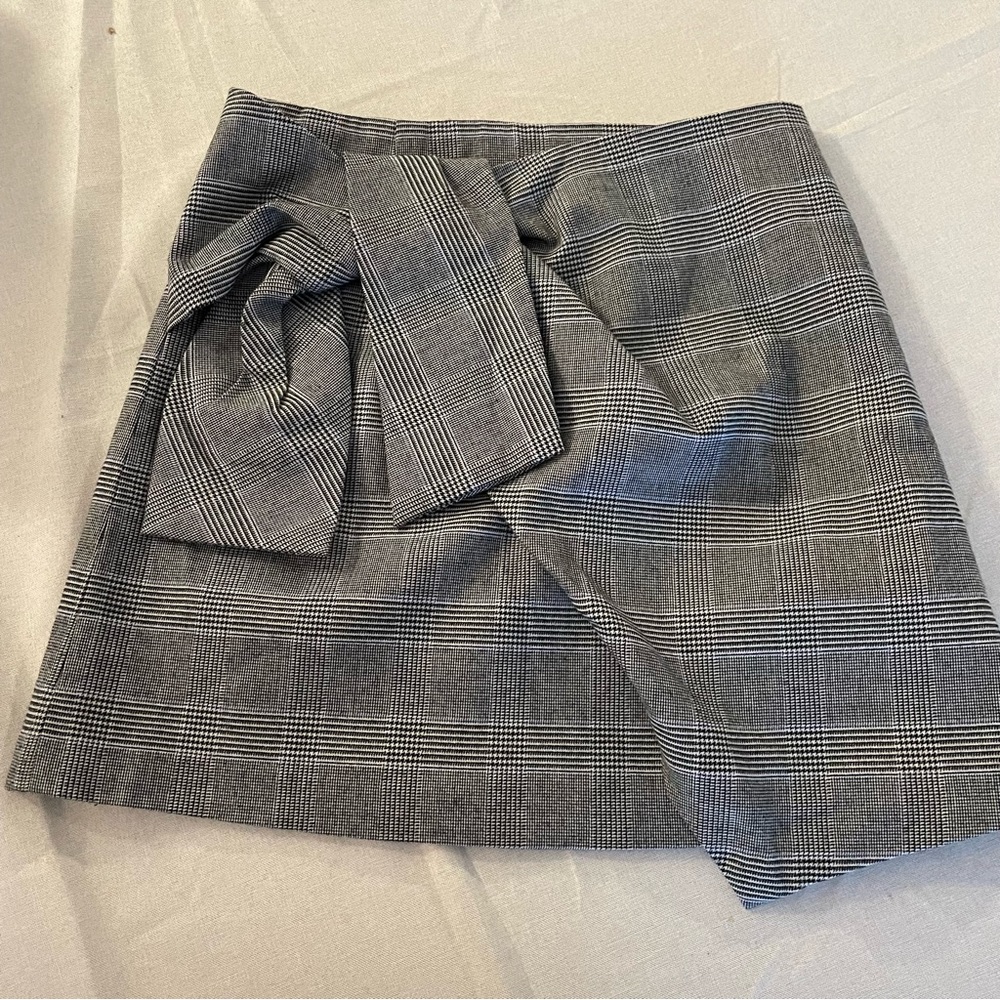 Teenie Weenie Bow Wrap Plaid Skirt Size XS GUC